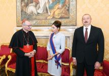 Azerbaijan’s President Ilham Aliyev, First Lady Mehriban Aliyeva meet with Vatican Secretary of State Cardinal (PHOTO)