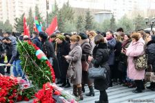 Azerbaijani public commemorates Khojaly genocide victims (PHOTO)