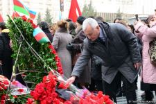 Azerbaijani public commemorates Khojaly genocide victims (PHOTO)