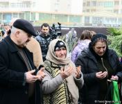Azerbaijani public commemorates Khojaly genocide victims (PHOTO)