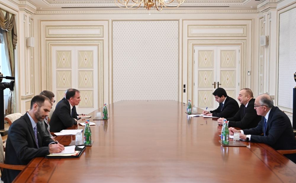 President Ilham Aliyev receives US Deputy Assistant Secretary for Energy Diplomacy (PHOTO)