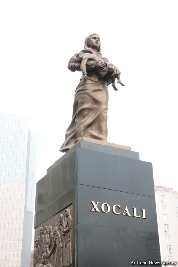 Azerbaijani public commemorates Khojaly genocide victims (PHOTO)