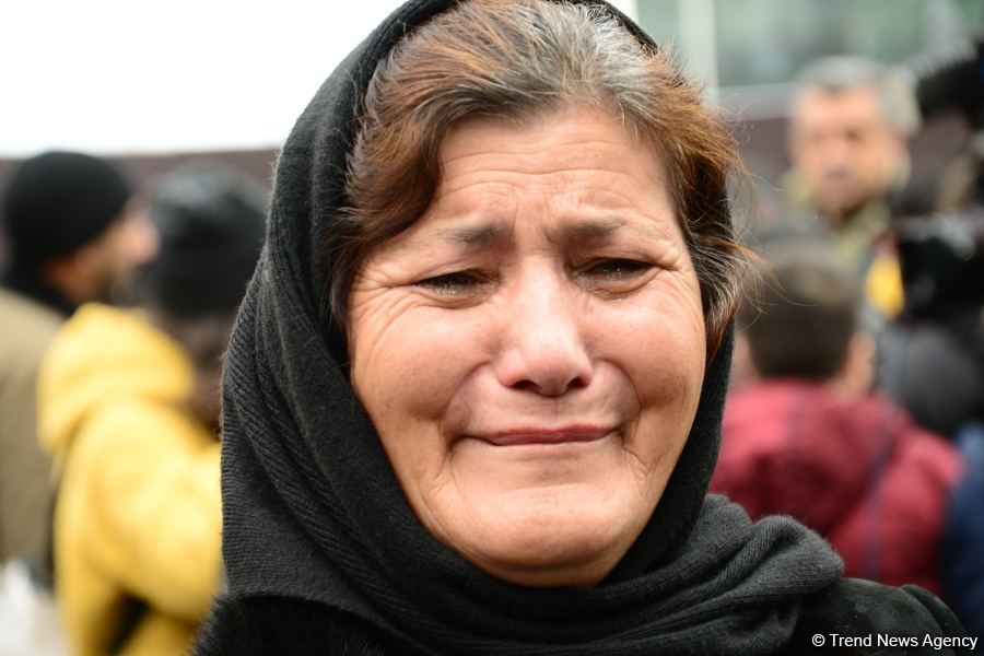 Azerbaijani public commemorates Khojaly genocide victims (PHOTO)