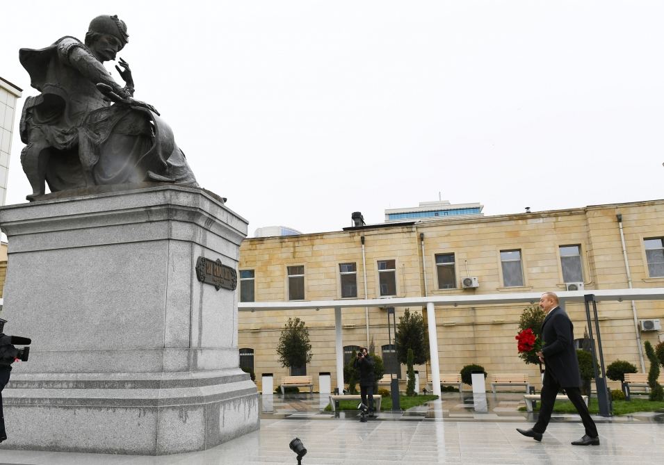 Azerbaijani president visits newly-built park with statue of Shah Ismail Khatai (PHOTO/VIDEO)