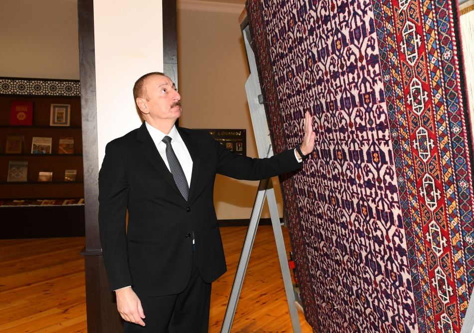 Azerbaijani president visits Tovuz branch of “Azerkhalcha” OJSC (PHOTO)