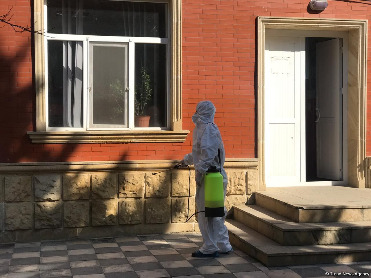 Disinfection work ongoing in Baku amid COVID-19 threat (PHOTO)