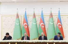 Azerbaijan, Turkmenistan signed bilateral documents (PHOTO) (VIDEO)