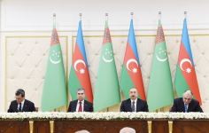 Azerbaijan, Turkmenistan signed bilateral documents (PHOTO) (VIDEO)