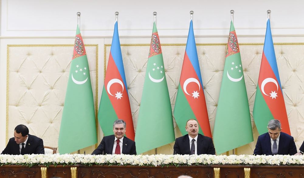 Azerbaijan, Turkmenistan signed bilateral documents (PHOTO) (VIDEO)