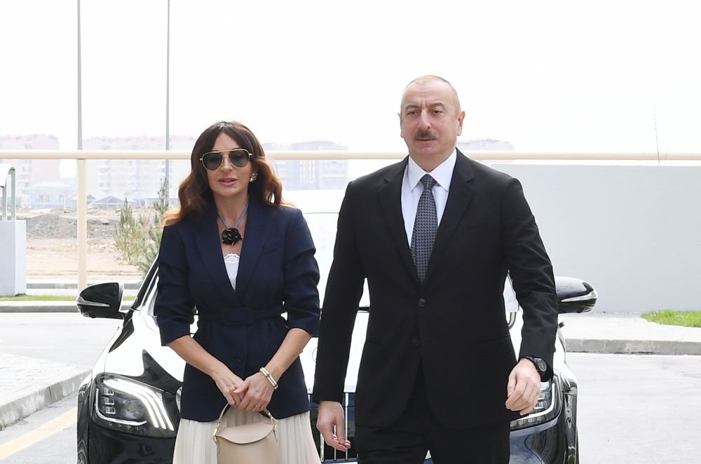 Azerbaijani president, first lady attend opening of Hovsan residential complex (PHOTO)