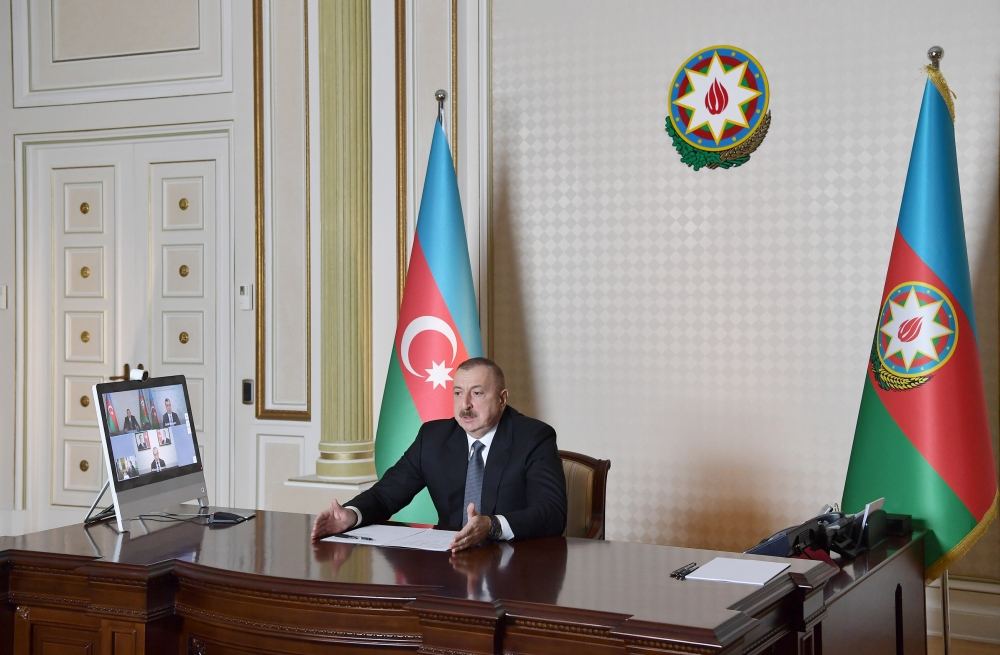 President Ilham Aliyev held meeting through videoconference with participation of ministers of labor and social protection of population and economy (PHOTO)