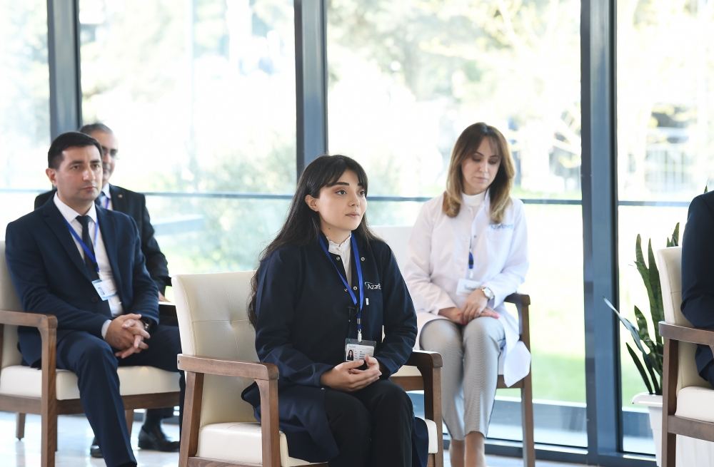 President Ilham Aliyev inaugurated newly-reconstructed main administrative, scientific, educational and laboratory complex of AzerEnergy OJSC (PHOTO)