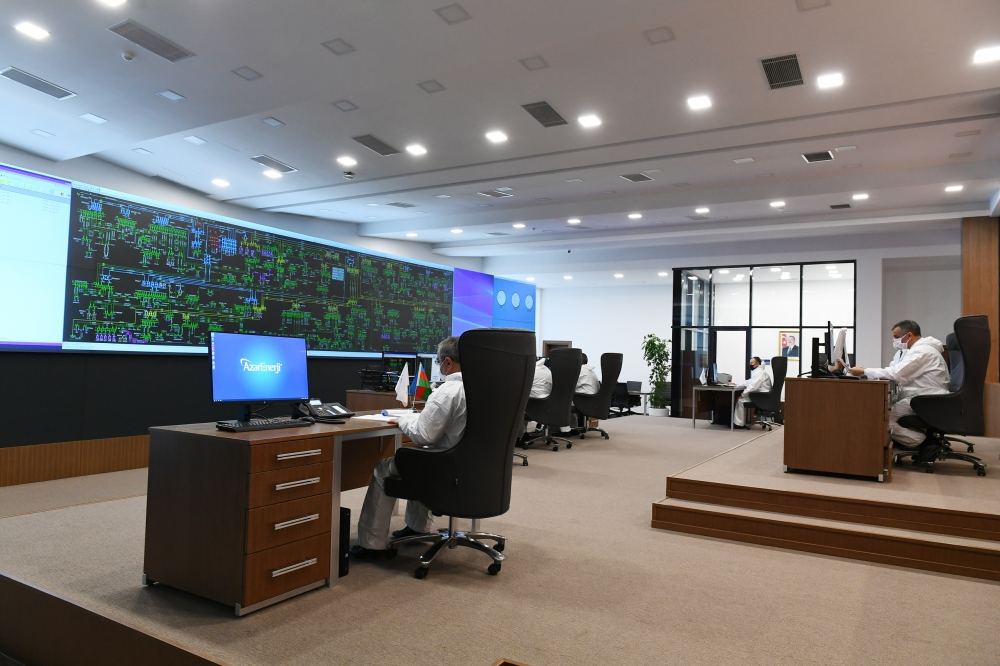 President Ilham Aliyev inaugurated newly-reconstructed main administrative, scientific, educational and laboratory complex of AzerEnergy OJSC (PHOTO)