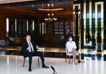 Azerbaijani president, first lady attend opening of face mask factory in Sumgayit (PHOTO/VIDEO)