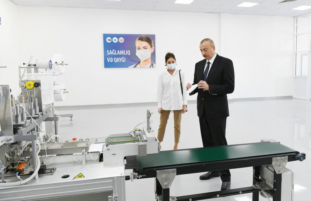 Azerbaijani president, first lady attend opening of face mask factory in Sumgayit (PHOTO/VIDEO)