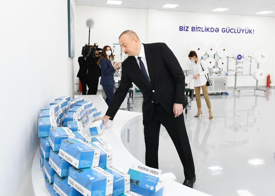 Azerbaijani president, first lady attend opening of face mask factory in Sumgayit (PHOTO/VIDEO)