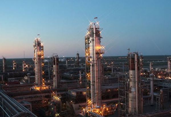 Kazakhstan's KazMunayGas sees drop in Tengiz field's gas, oil output
