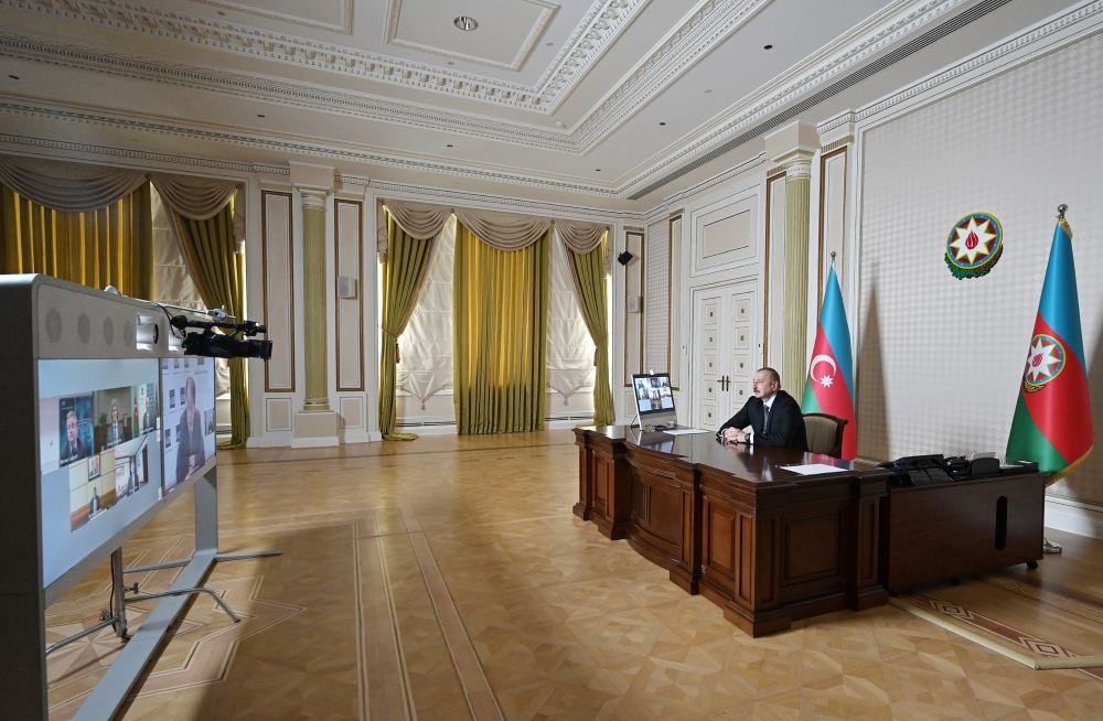 Videoconference initiated by ADB held between Azerbaijani president and bank’s senior executives (PHOTO)