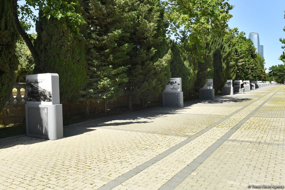 Exhibition of historical Baku photos opens on Baku boulevard (PHOTO)