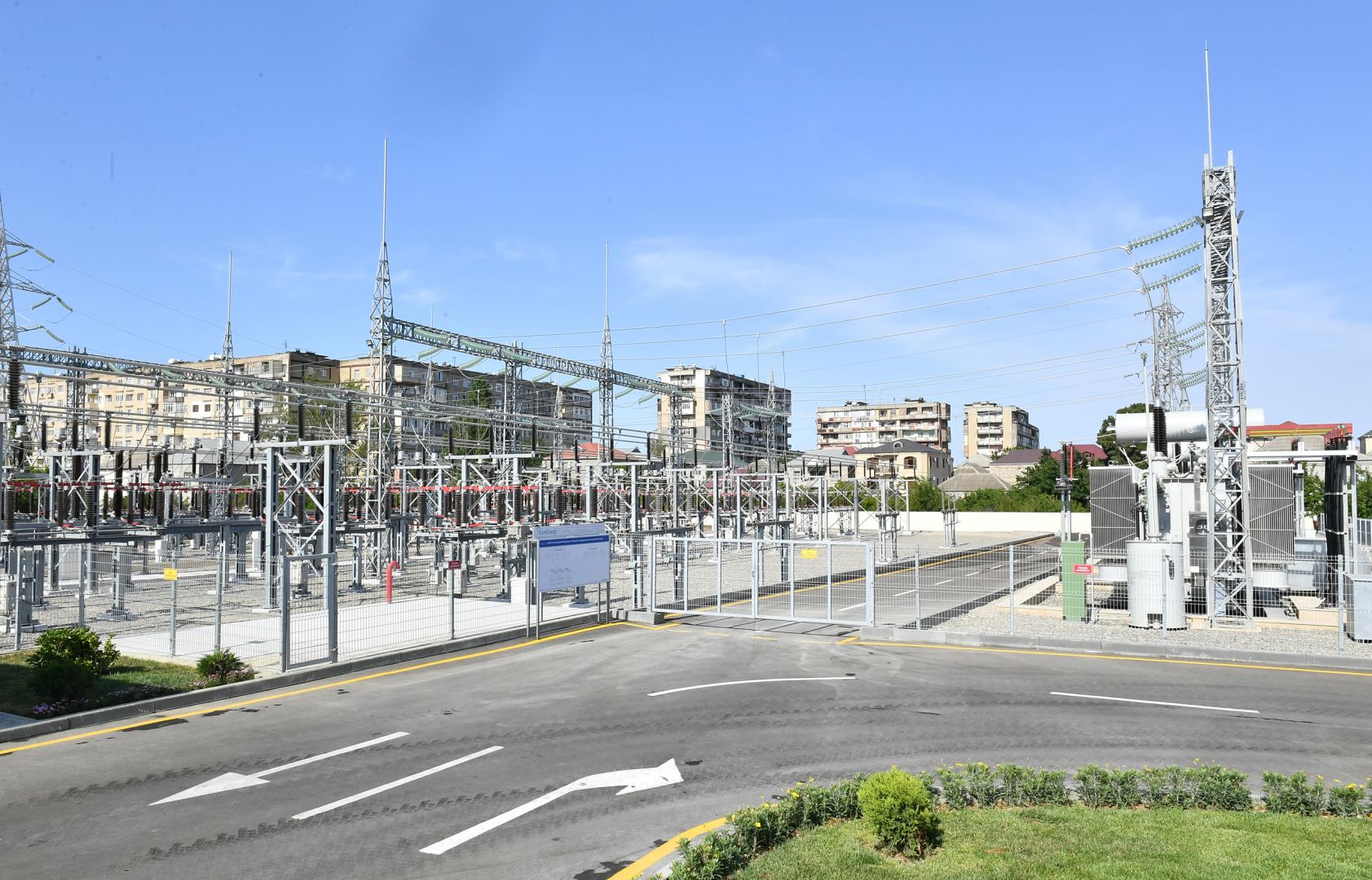 President Ilham Aliyev inaugurates Ahmadli substation owned by AzerEnergy in Khatai district, Baku (PHOTO)