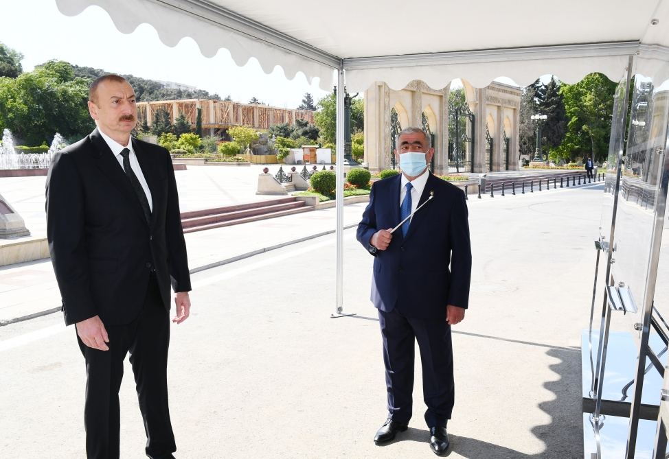 President Ilham Aliyev attends opening of above-ground pedestrian crossing in Neapol Street, Baku (PHOTO/VIDEO)