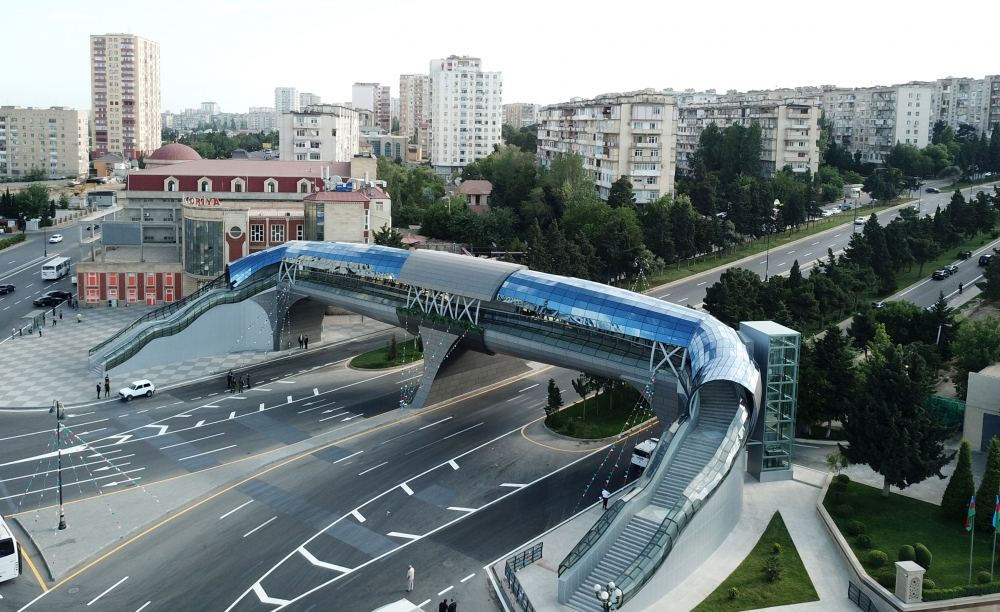 President Ilham Aliyev attends opening of above-ground pedestrian crossing in Neapol Street, Baku (PHOTO/VIDEO)