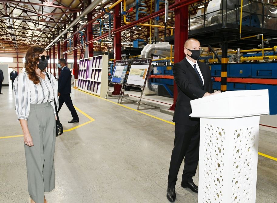 Azerbaijani president, first lady inaugurate new plant in Ganja (PHOTO)