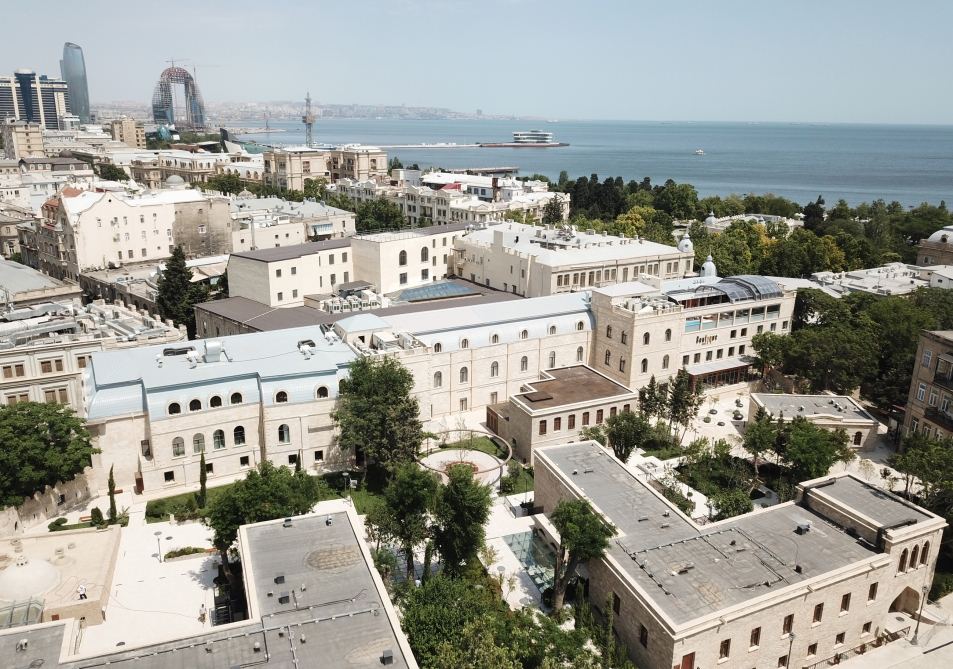 Azerbaijani president, first lady view restoration and conservation work carried out in part of Icherisheher (PHOTO/VIDEO)
