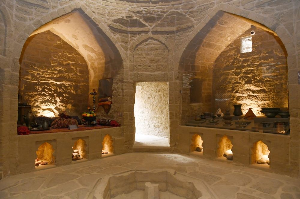 Azerbaijani president, first lady view restoration and conservation work carried out in part of Icherisheher (PHOTO/VIDEO)