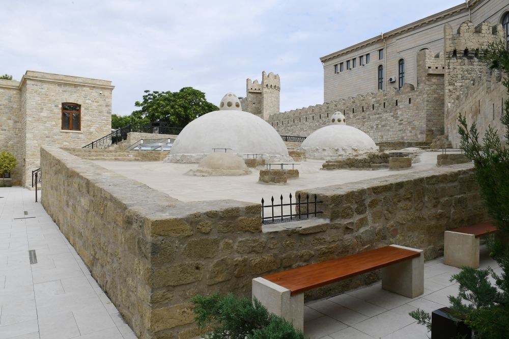 Azerbaijani president, first lady view restoration and conservation work carried out in part of Icherisheher (PHOTO/VIDEO)
