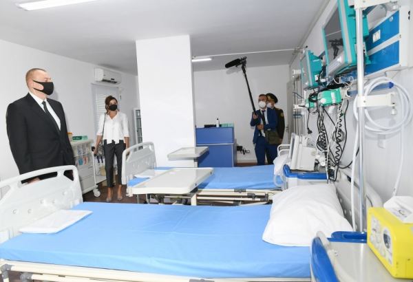 Azerbaijani president, first lady attend inauguration of modular hospital in Baku (PHOTO/VIDEO)