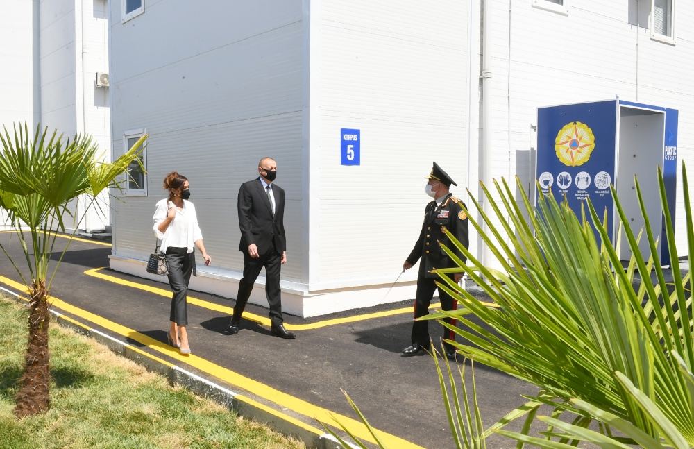 Azerbaijani president, first lady attend inauguration of modular hospital in Baku (PHOTO/VIDEO)