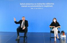 Azerbaijani president, first lady attend ceremony to give out apartments, cars to martyr families, war disabled in Baku (PHOTO/VIDEO)