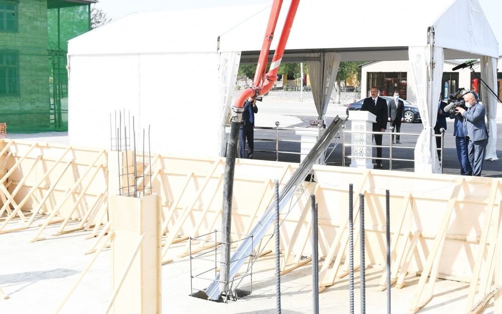 President Ilham Aliyev attends groundbreaking ceremony for “DOST Evi” center in Ismayilli (PHOTO)
