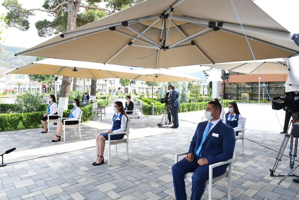 President Ilham Aliyev inaugurates Balakan regional “ASAN” center (PHOTO)