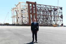 President Ilham Aliyev attends sail away of Garabagh field jacket (PHOTO/VIDEO)