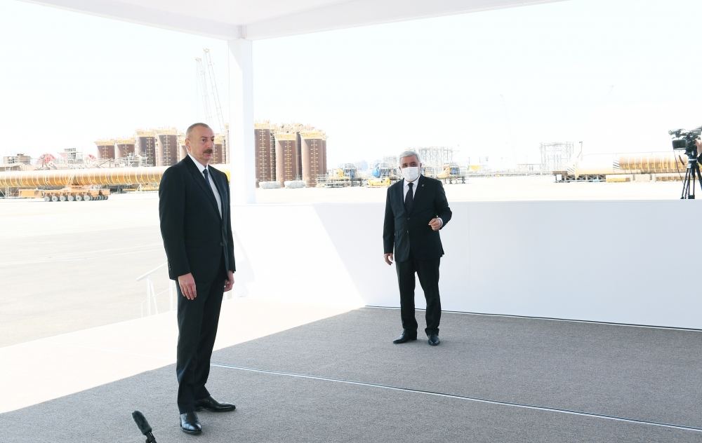President Ilham Aliyev attends sail away of Garabagh field jacket (PHOTO/VIDEO)