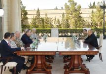 President Ilham Aliyev receives delegation led by Turkish Minister of National Defense (PHOTO/VIDEO)