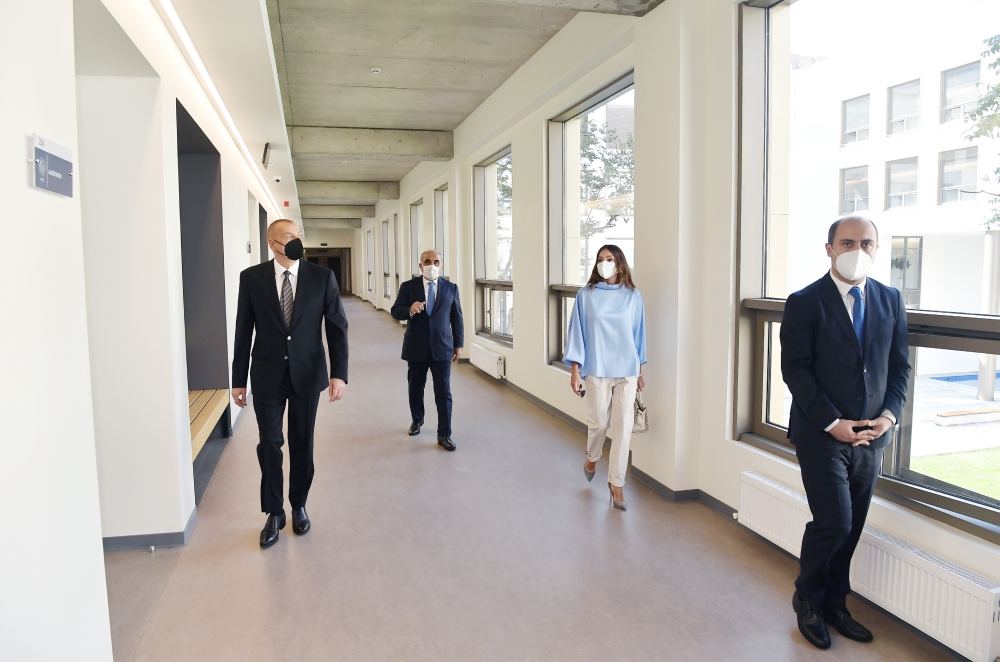 Azerbaijan's president, first lady inaugurate UNEC's newly reconstructed education block (PHOTO)
