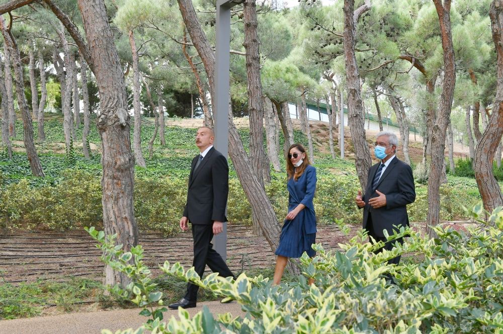 Azerbaijani president, first lady attend opening of two new blocks of ADA University (PHOTO)