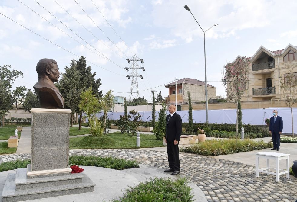 President Ilham Aliyev views conditions created in park named after Murtuza Mukhtarov in Amirjan (PHOTO)