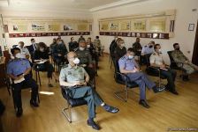 Foreign military attachés, representatives of int'l organizations informed on situation at front line (PHOTO)