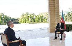 President Ilham Aliyev interviewed by Russian RBC TV channel (PHOTO/VIDEO)