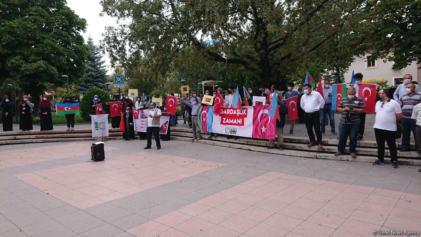 Rally held in Turkey in support of Azerbaijan (PHOTO)