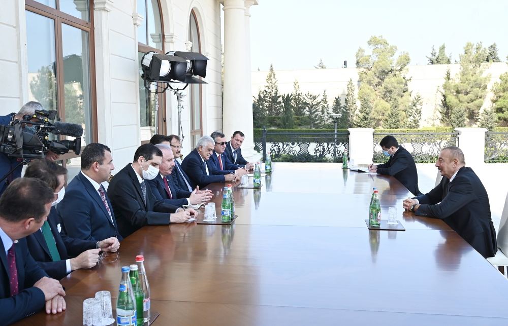 Azerbaijani president receives delegation led by speaker of National Assembly of Turkey (PHOTO)