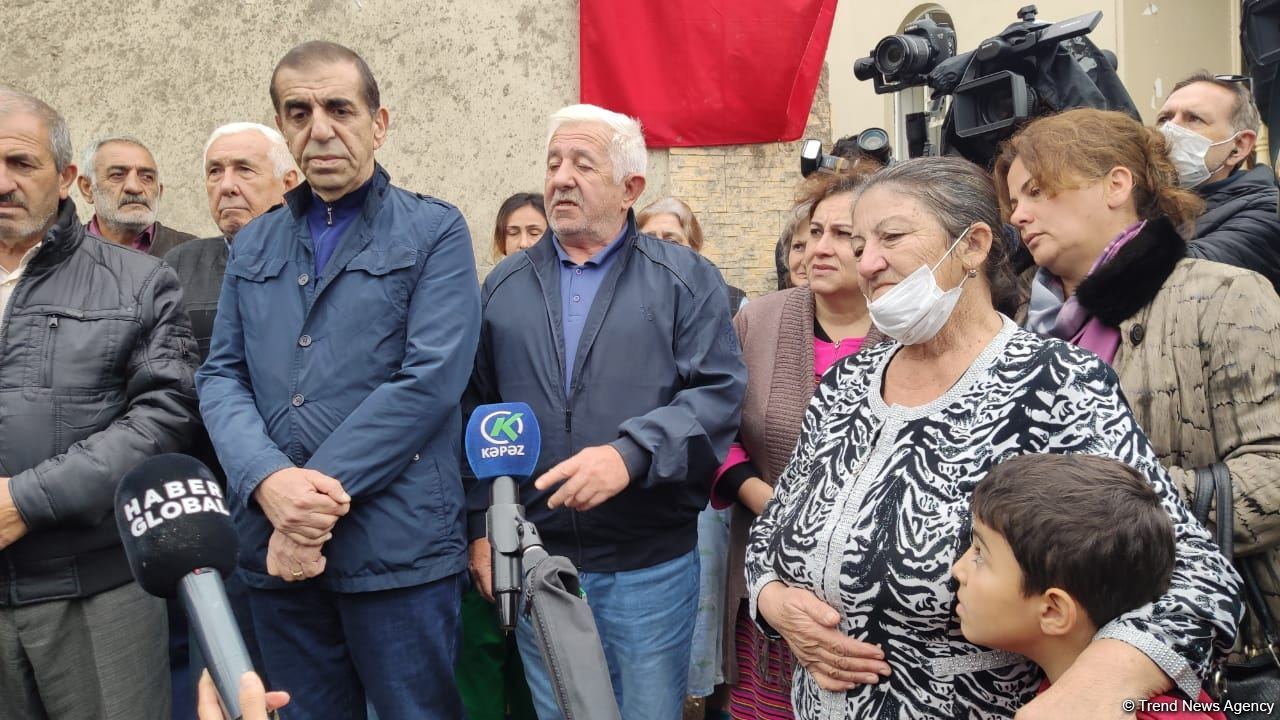 Azerbaijan to issue support for children who lost parents after Armenia's Ganja attack (PHOTO)