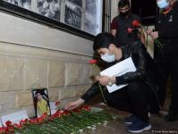 Teenagers honor memory of Russian citizen who died as result of Ganja shelling by Armenian Armed Forces (PHOTO)