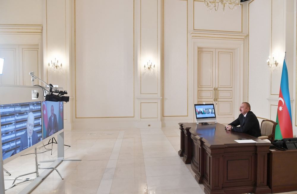 President Ilham Aliyev interviewed by Italian Rai 1 TV channel (PHOTO/VIDEO)