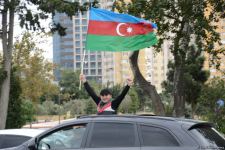 Victory joy in Baku, population celebrates liberation of Shusha with great enthusiasm (PHOTO/VIDEO)