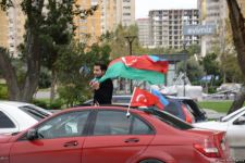 Victory joy in Baku, population celebrates liberation of Shusha with great enthusiasm (PHOTO/VIDEO)